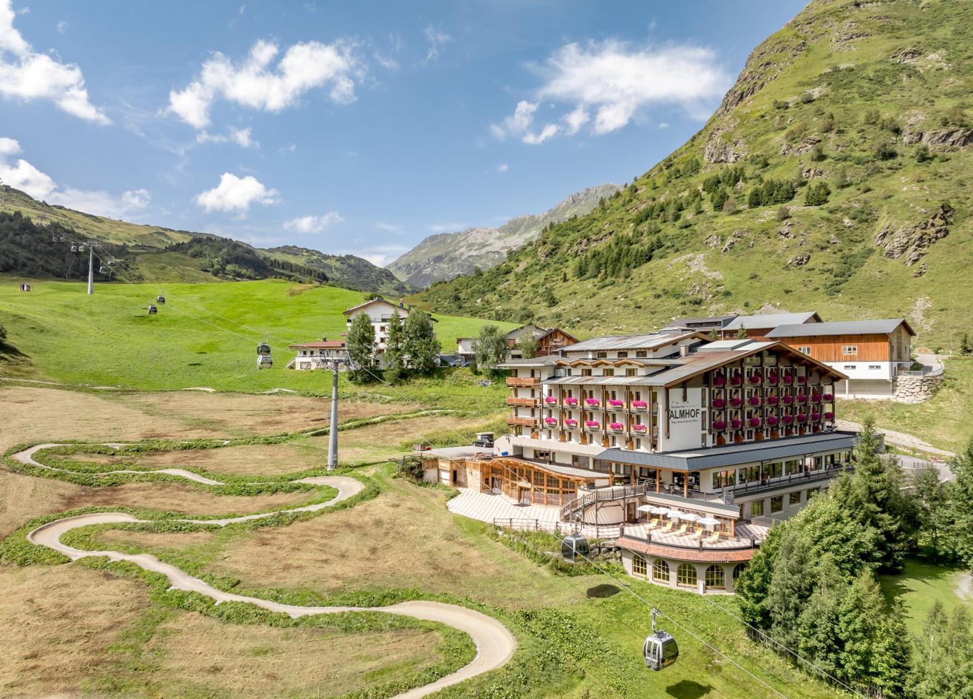 Hotel Almhof Galtuer Exterior photo